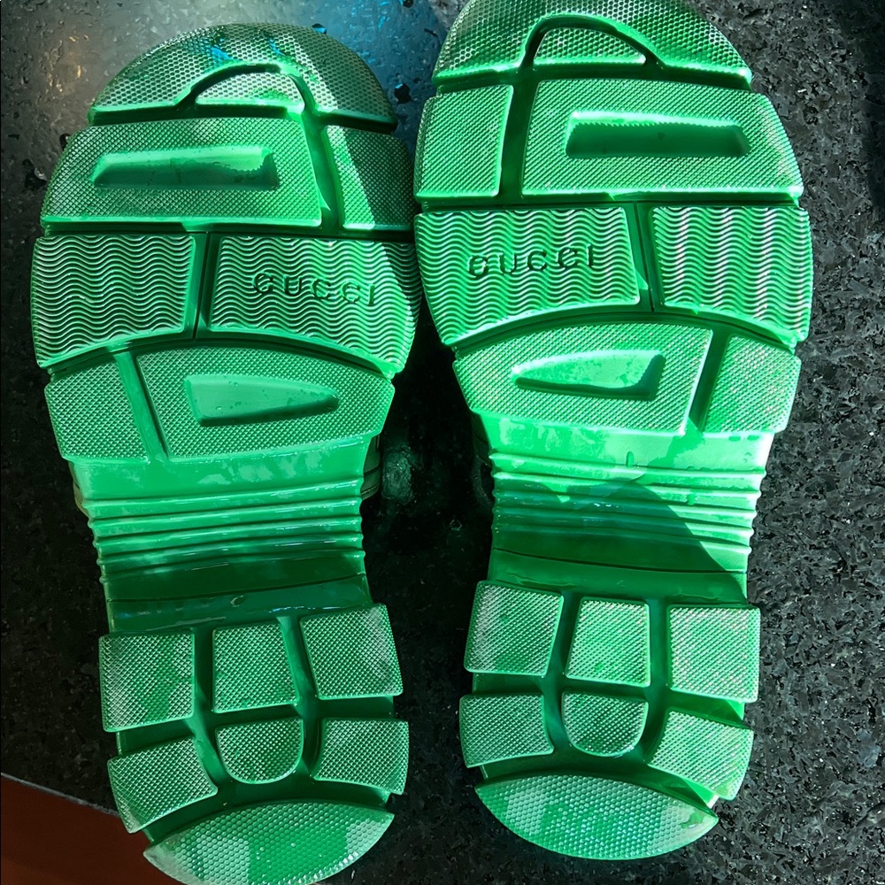 Gucci mens barely worn sandals - Picture 3 of 3
